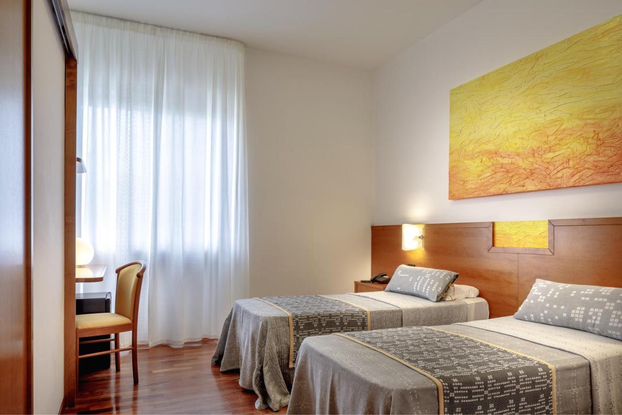 Euro Hotel Nuoro  Luaran gambar